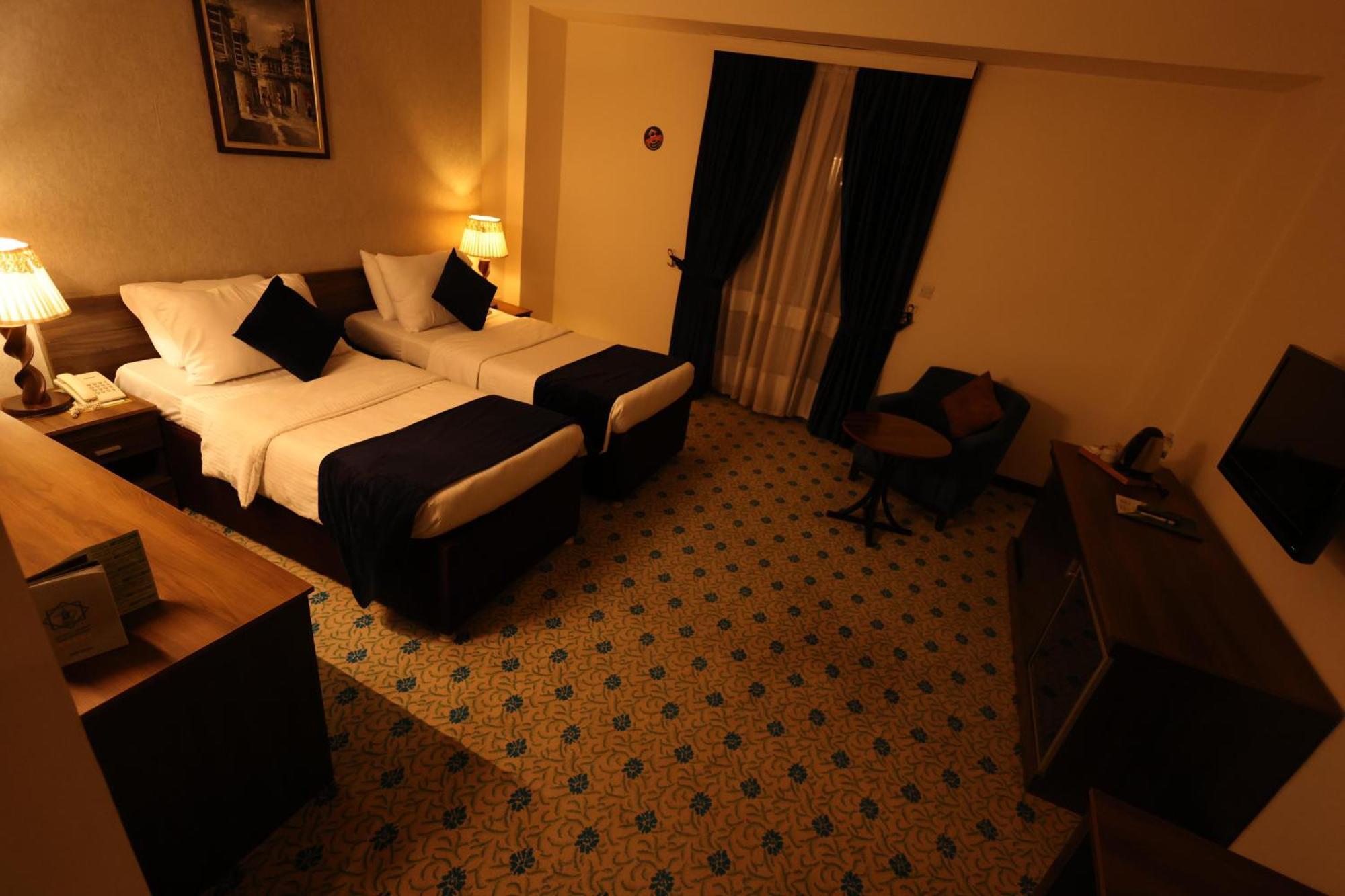 فندق بغداد Baghdad International Hotel Esterno foto